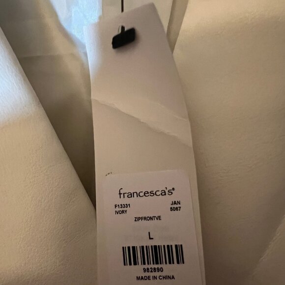 NWT Women's Ashley Outerwear Ivory Faux Leather Moto Jacket Large - Francesca's - Picture 3 of 3